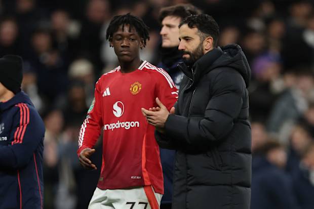 Kobbie Mainoo: Amorim comes clean on Chelsea transfer links as Man Utd boss reverses new arrivals 'demand'