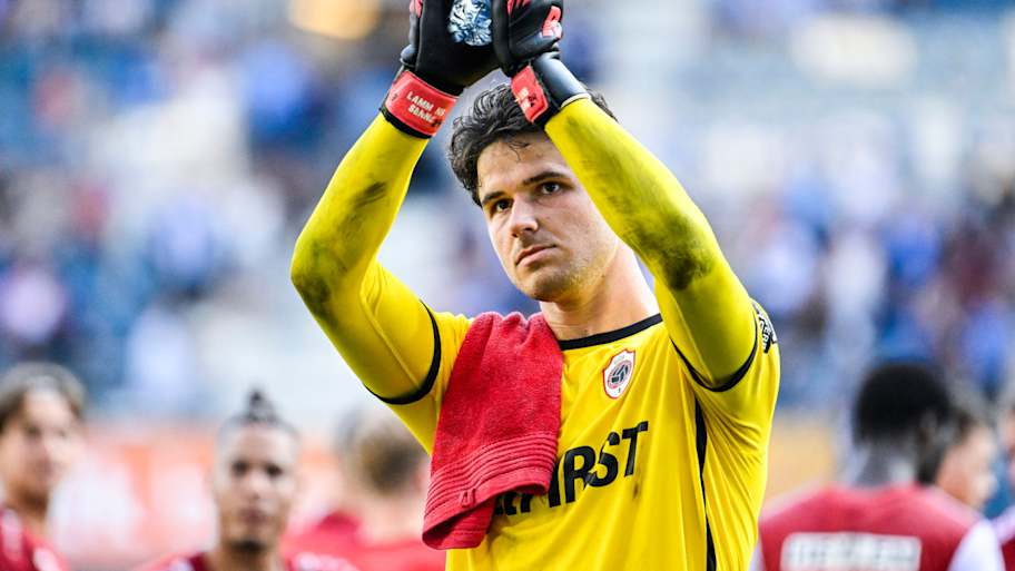 Man United goalkeeper transfer stance made clear amid Jadon Sancho update