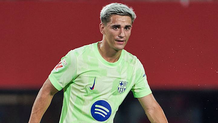 Barcelona midfielder's entourage confirms injury setback not serious | Barca Universal