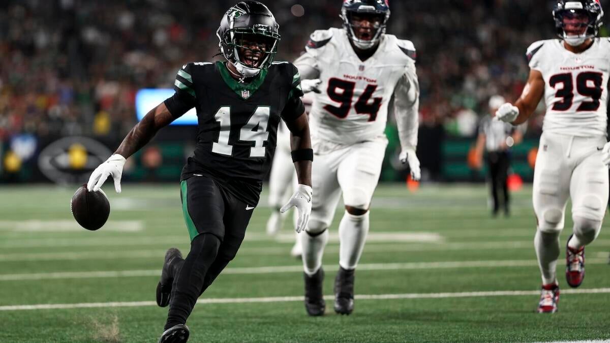 Browns Bolster Practice Squad with “YAC King” Malachi Corley