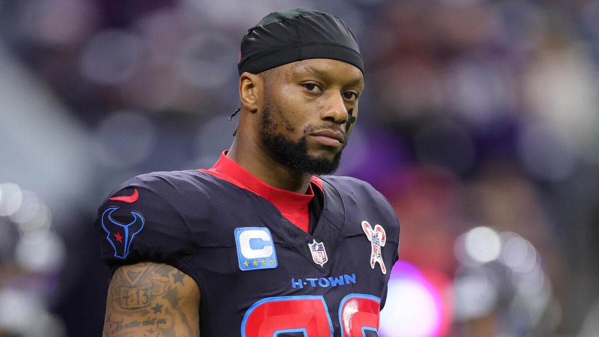 Joe Mixon’s 2025 Season in Doubt: Texans GM Noncommittal on Pro Bowl RB’s Return