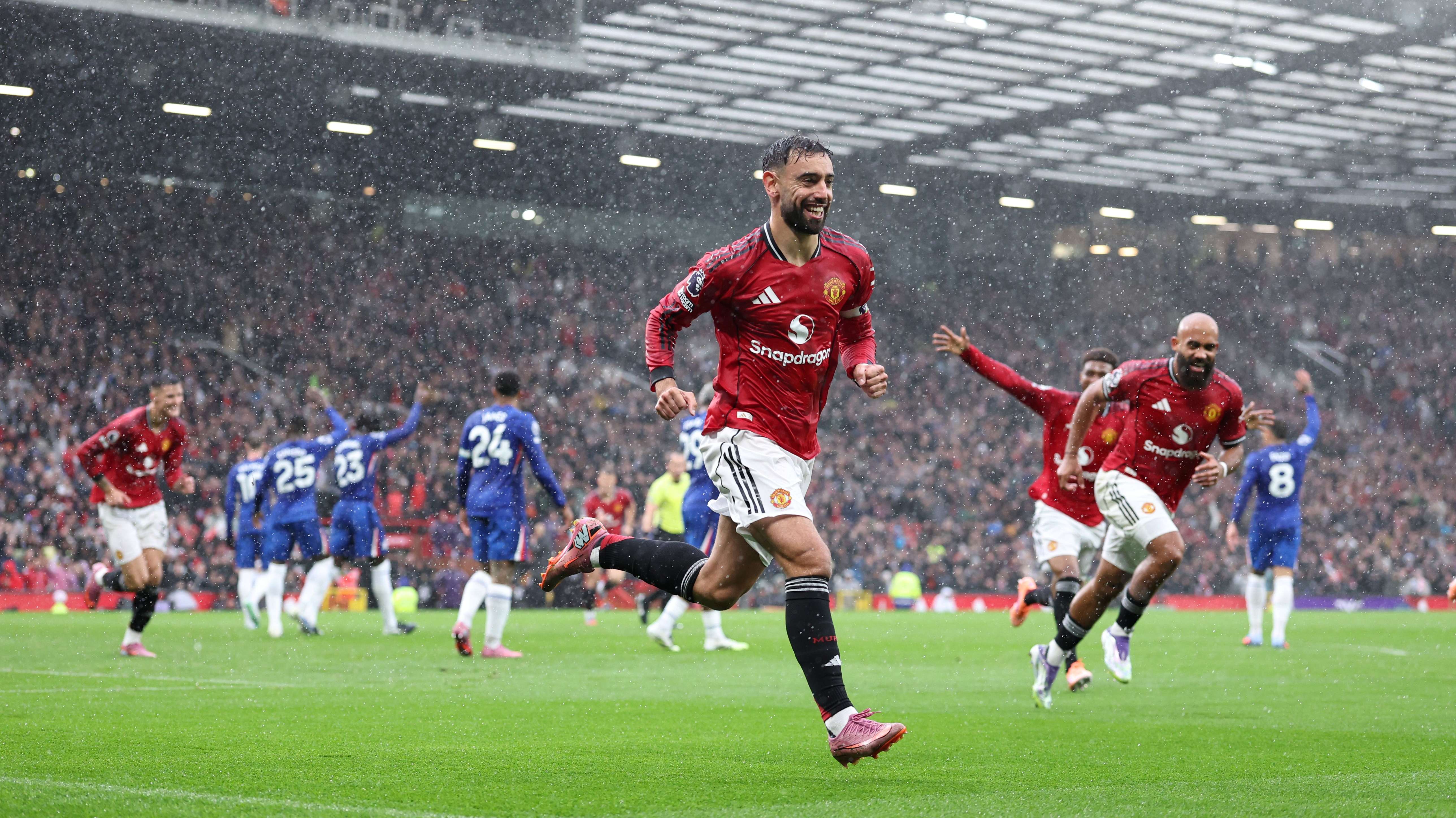 Luke Shaw accepts blame for Manchester United defeat but slams key decision before last-gasp penalty