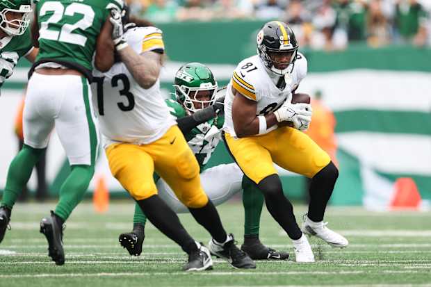 Alex Highsmith leaves practice early with groin injury