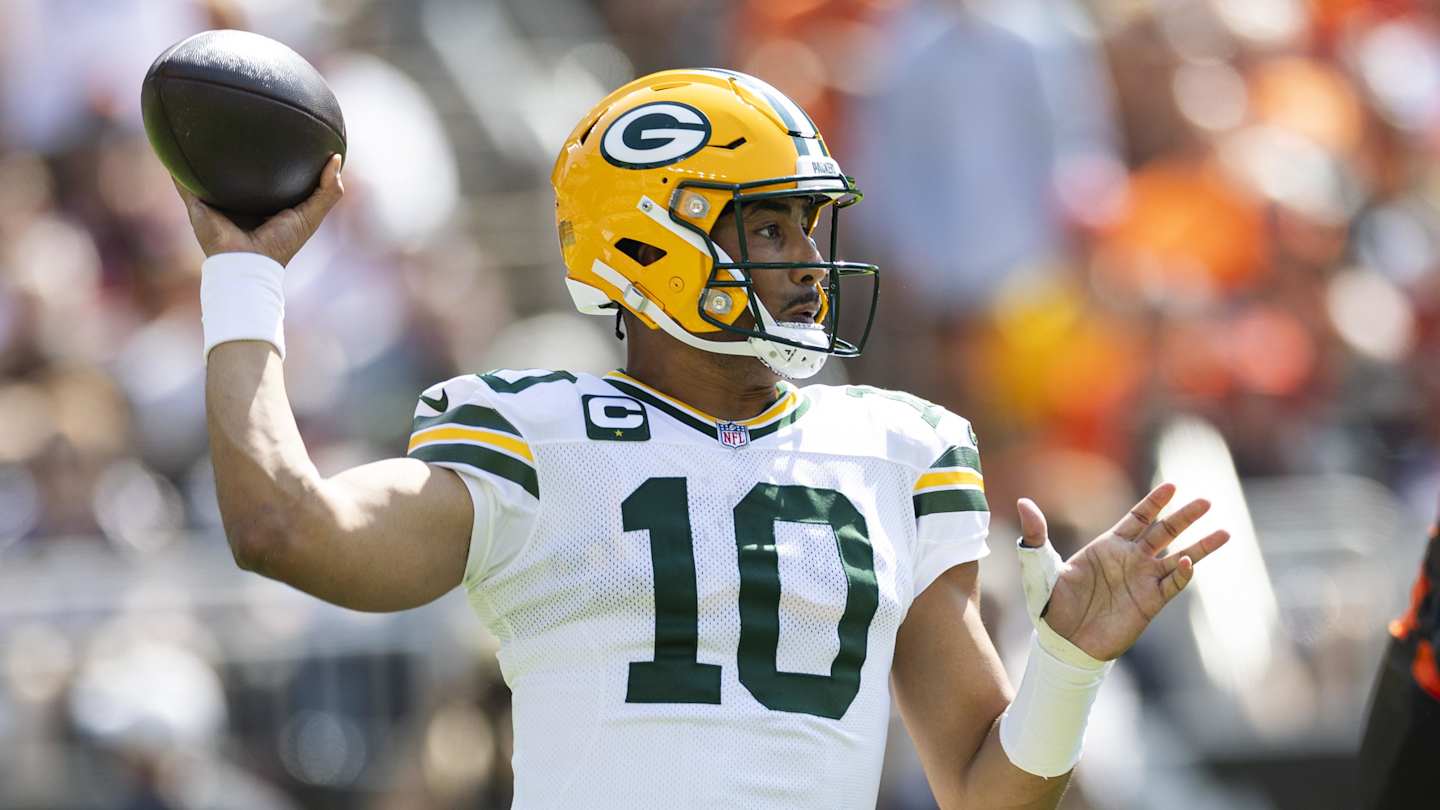 NFL Week 4: The Quarterback Conundrum – Daniel Jones vs. Jordan Love