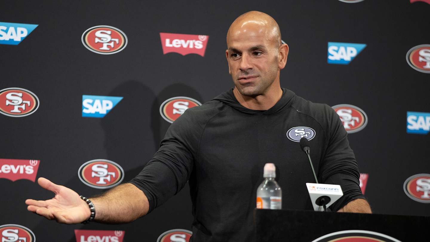 The Art of Deception: Why Robert Saleh Called Out the Jaguars’ “Legal” Signal Stealing