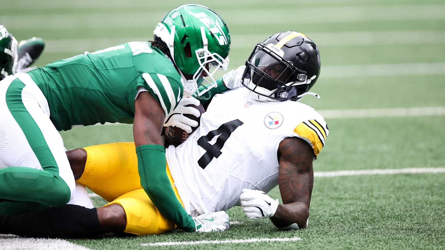 Aaron Rodgers Unpacks Steelers’ Offensive Struggles: Why Star Receivers Aren’t Getting the Ball