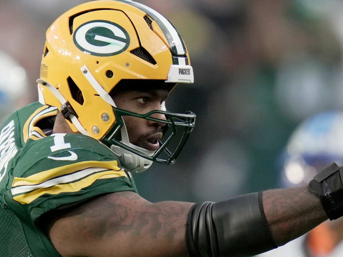 Micah Parsons in action for the Green Bay Packers.