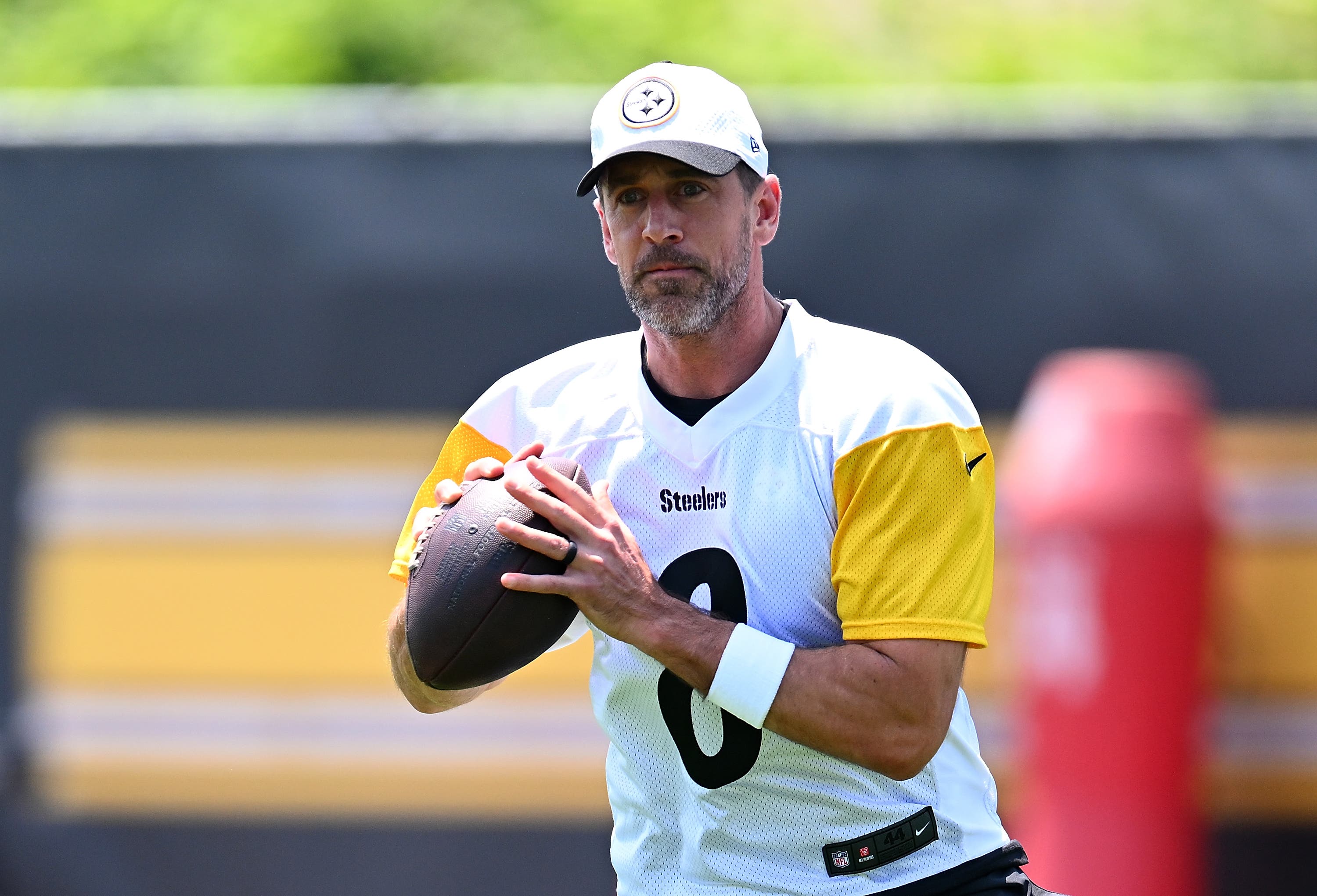 Steelers WR target's remarks leave Aaron Rodgers looking desperate