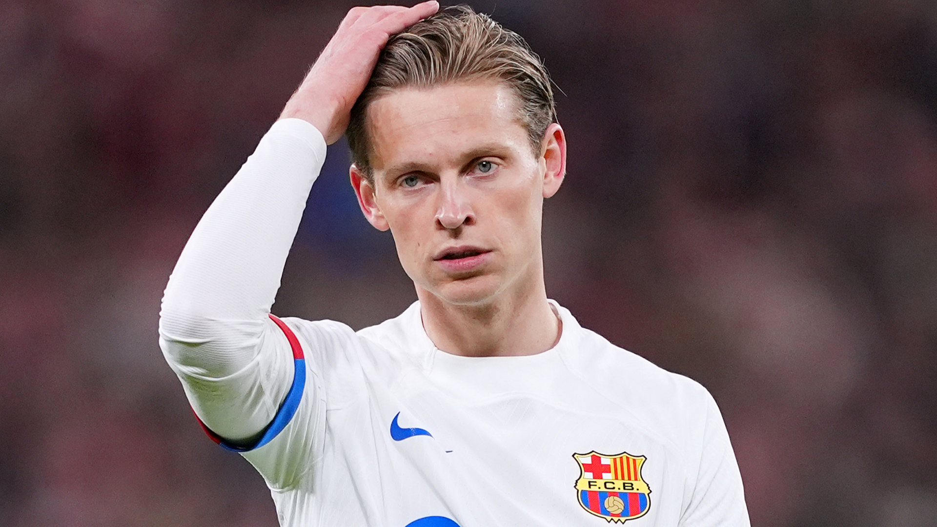 Worrying update emerges on Frenkie de Jong injury problem, Barcelona star could miss pre-season - Yahoo Sports